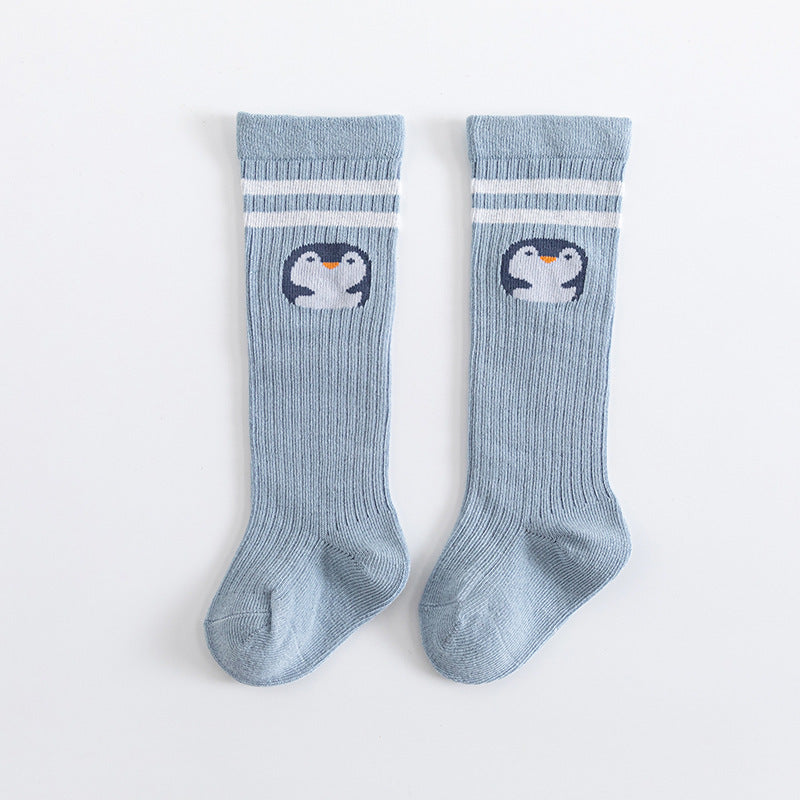 Blue over-the-knee baby socks made from soft combed cotton – individually packed – beekaaboo.com
