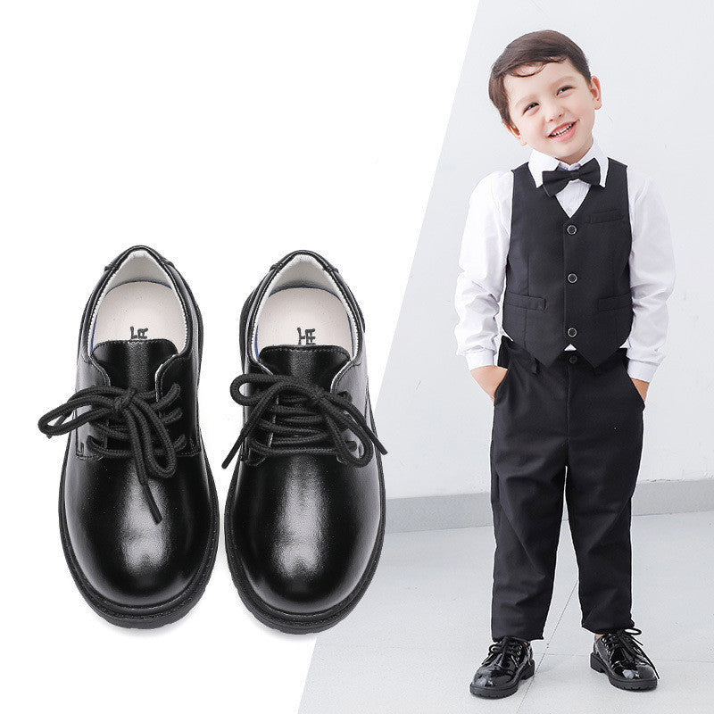 Black leather children's shoes, perfect for autumn, offering comfort and durability – beekaaboo.com