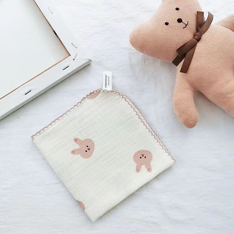Pink rabbit lace baby towel made of soft cotton – perfect for newborns and toddlers – beekaaboo.com