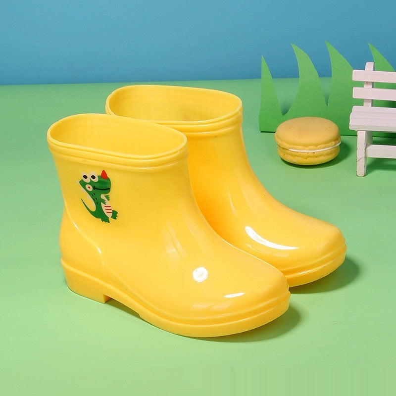 Shiny gold dinosaur rain boots – stylish and splash-proof for active kids – beekaaboo.com