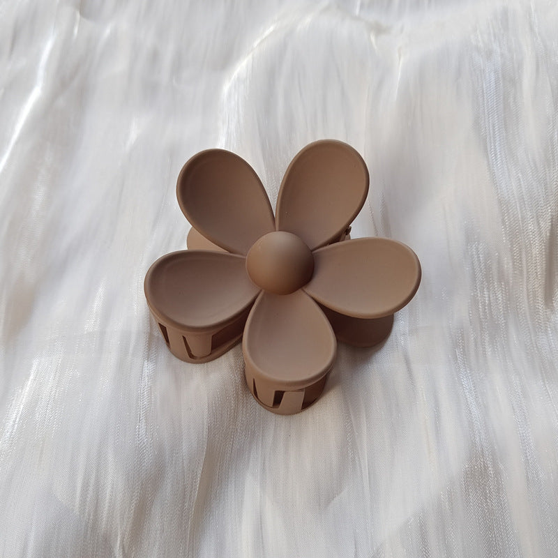 Frosted Flower Hair Clip – Dark Brown Big – beekaaboo.com