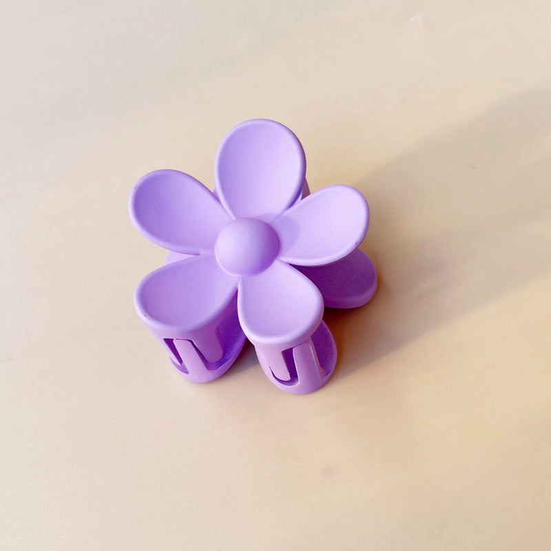 Matte frosted flower hair clip in Purple Small – soft resin claw clip for girls and women – beekaaboo.com