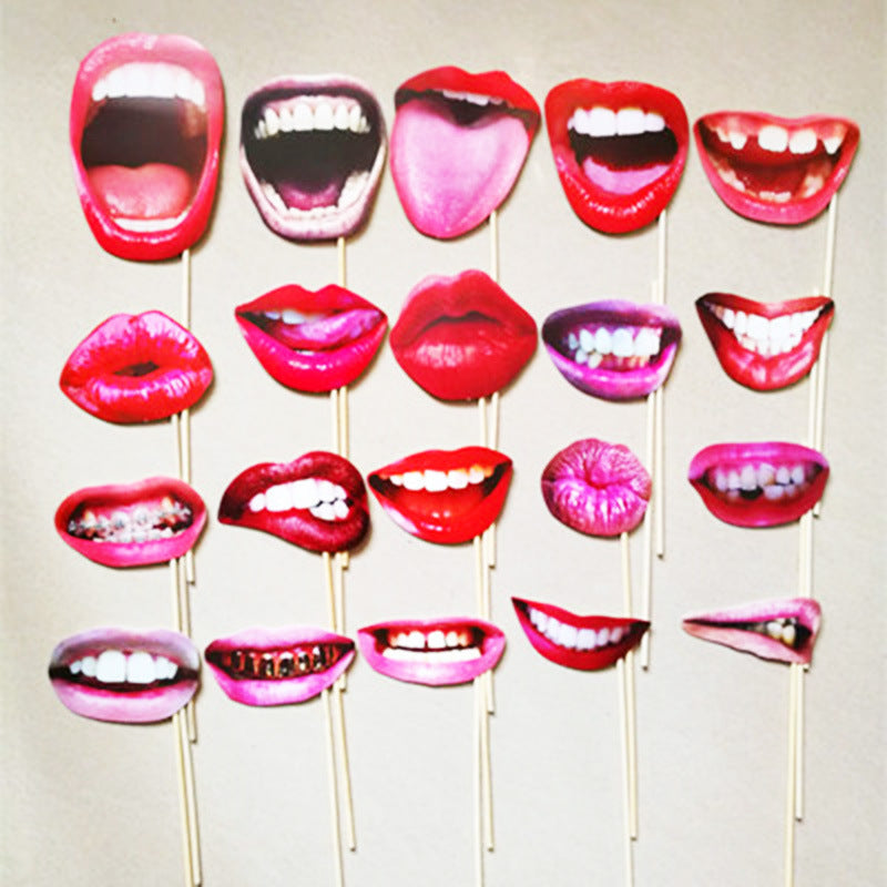 Funny Black Teeth -themed paper props for wedding and party fun – ideal for men, women, and group photos – beekaaboo.com