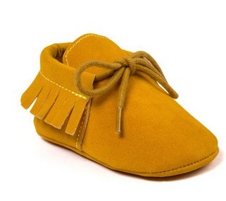 Pure yellow soft moccasins with cheerful color and flexible fit – beekaaboo.com