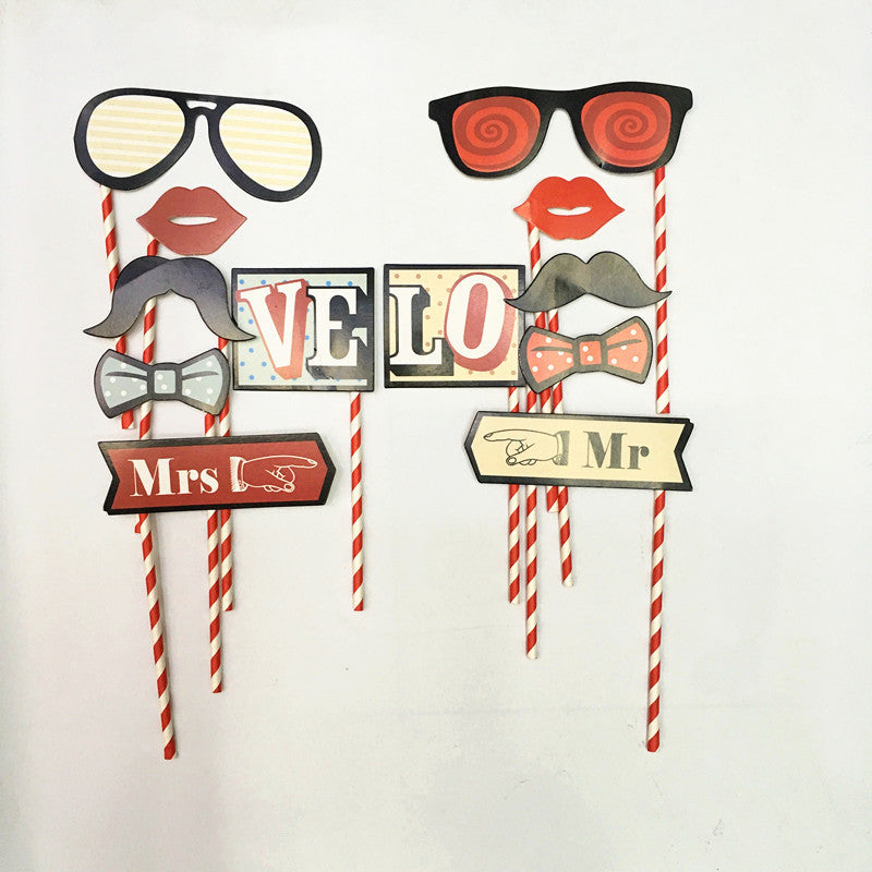 Party Props – Wedding LOVE – themed photo props with elegant white and gold accents – beekaaboo.com