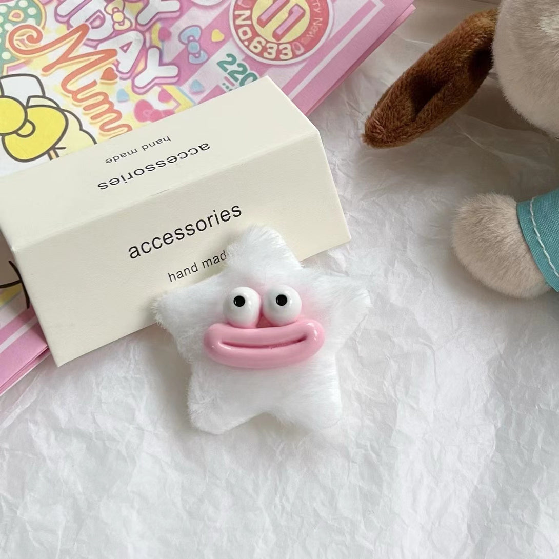 No.3 white plush star clip – gentle and cute hair accessory – beekaaboo.com