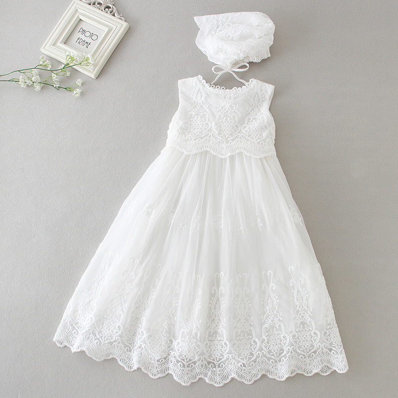 Complete baby baptism outfit with white dress and matching lace bonnet – beekaaboo.com