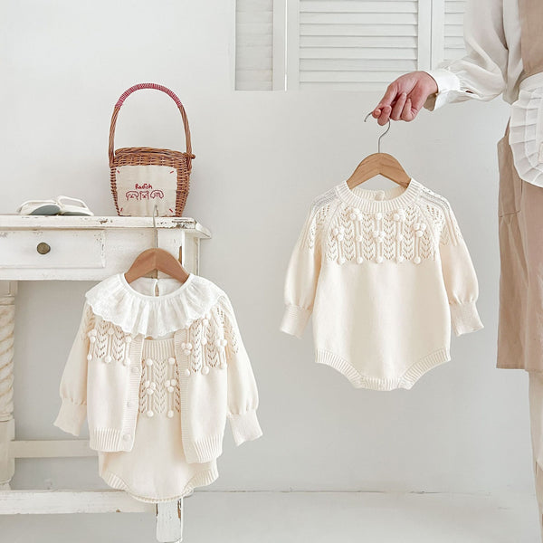 Baby cardigan and romper knit set – ivory neutral cotton – beekaaboo.com