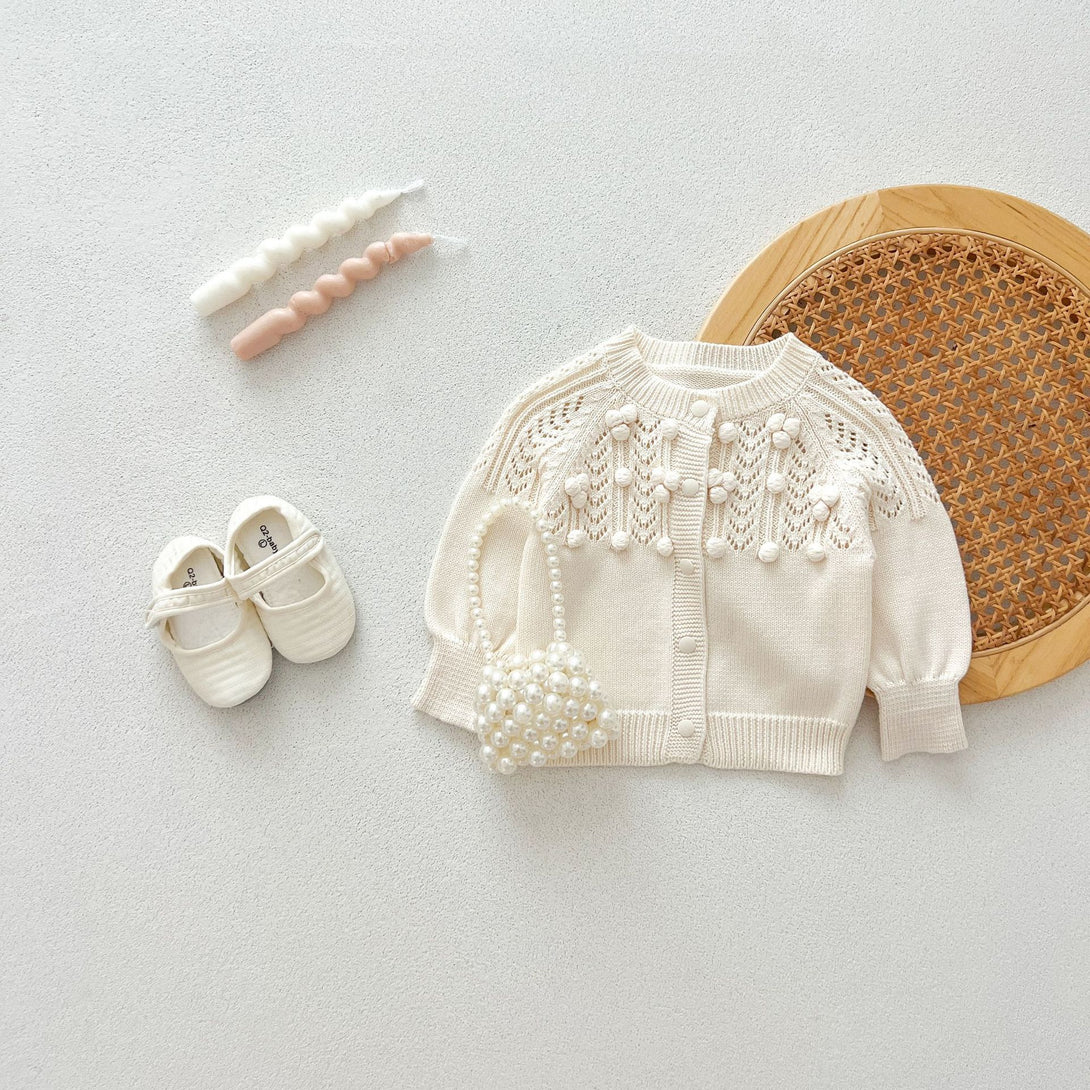 Cardigan flat lay – ivory knit set – beekaaboo.com
