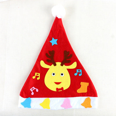 DIY Felt Christmas Hat – Reindeer Design for Kids beekaaboo.com