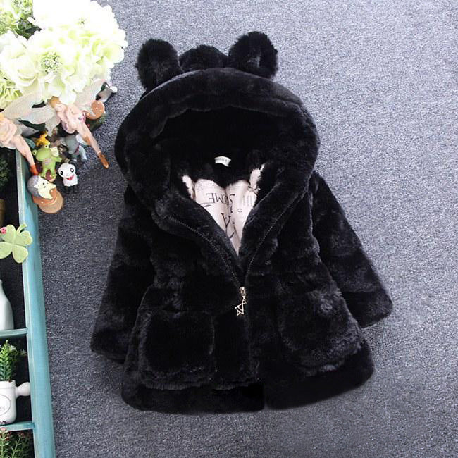 Girl’s faux fur hooded coat with ears – black front view – warm jacket – beekaaboo.com