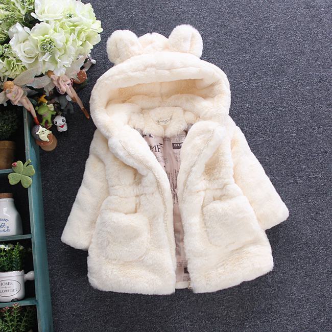 Girl’s faux fur hooded coat with ears – white front view – beekaaboo.com